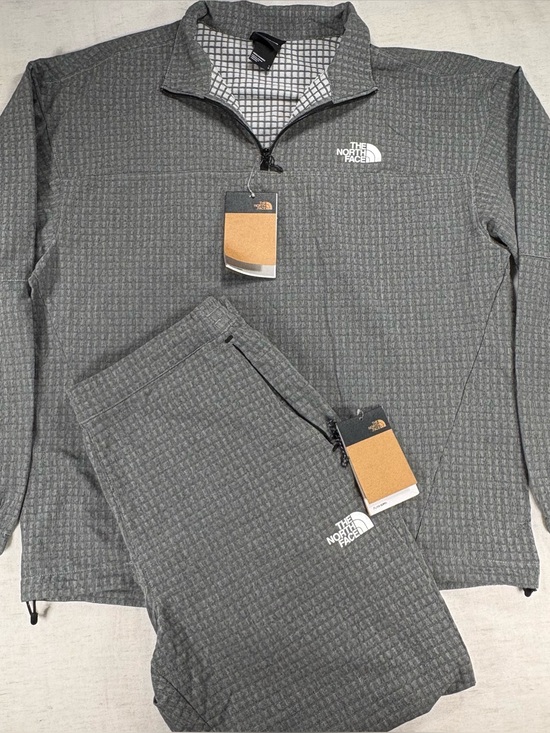 The North Face Other - NWT The North Face Tekware Grid Matching Set 1/4 Zip & Pants Grey Large